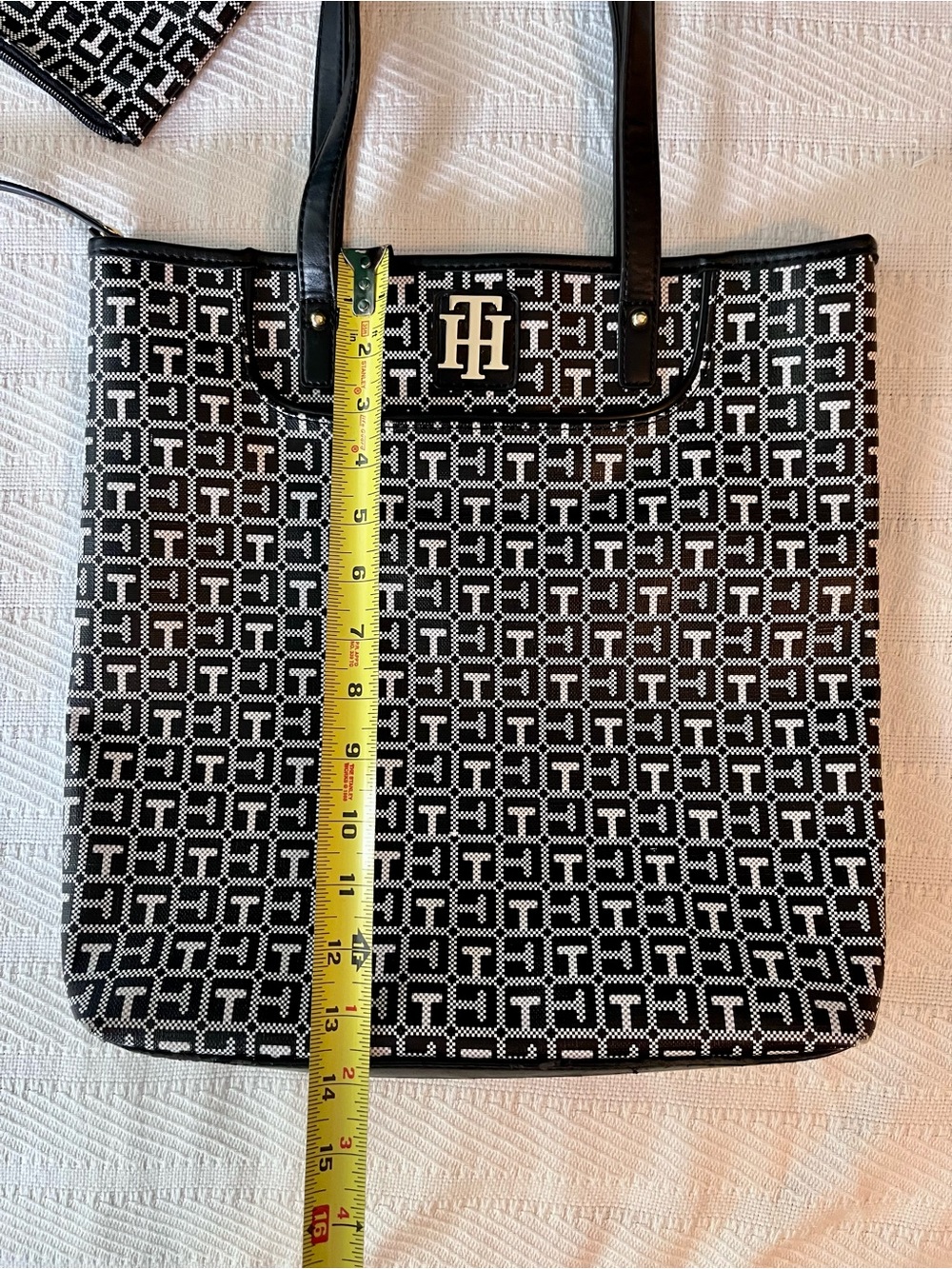 Tommy Hilfiger Black & White Logo Print Shoulder Bag Tote with Wristlet Vegan - Picture 5 of 12